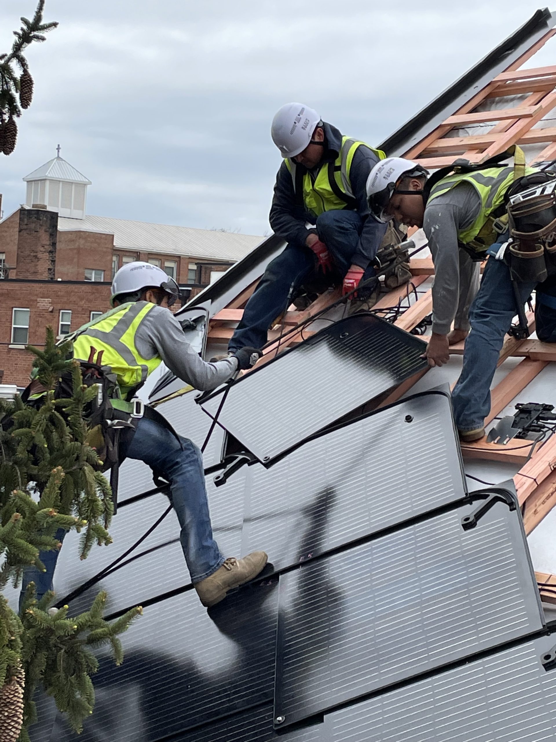 ‘Dragonscale’ Solar Shingles Will Power DC Community Solar Project